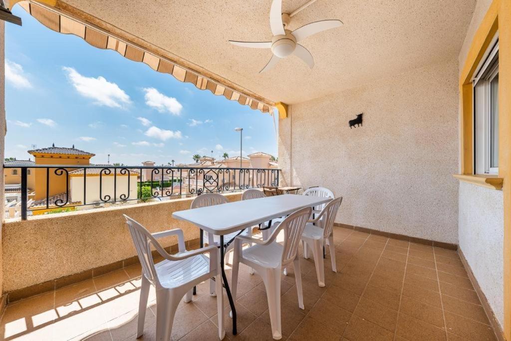 Апартаменти Orihuela Costa Torrevieja Dehesa de Campoamor  Екстер'єр фото